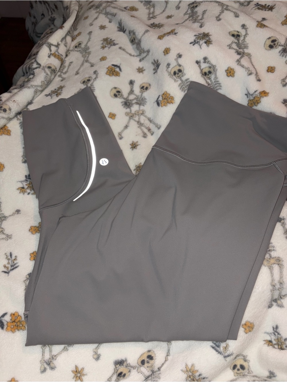 NWOT  lululemon athletica Gray High-Rise Leggings